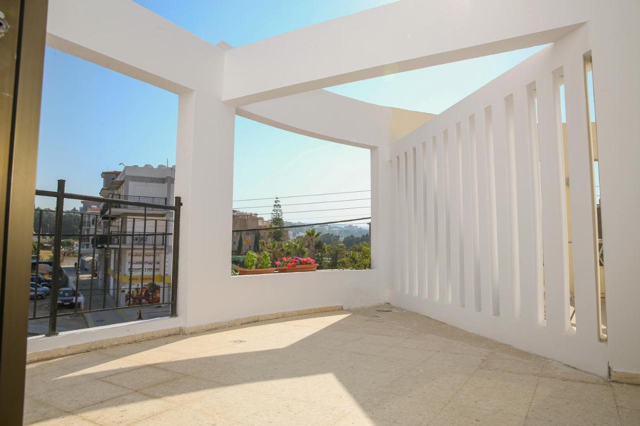 Spacious 2 Bedroom Appartment Near Mall -Internet 1Gbps Paphos Exterior photo